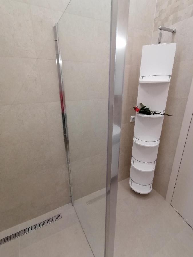 Apartman Ostry Vrsok V Starom Smokovci Apartment Vysoke Tatry Bagian luar foto