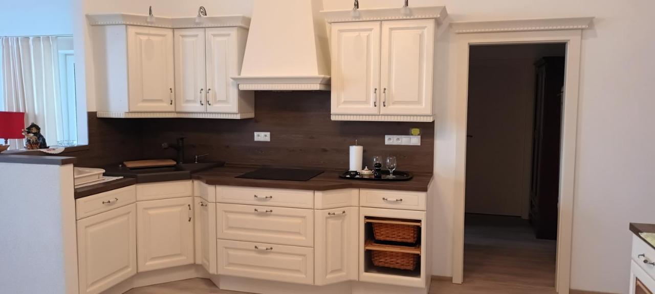 Apartman Ostry Vrsok V Starom Smokovci Apartment Vysoke Tatry Bagian luar foto
